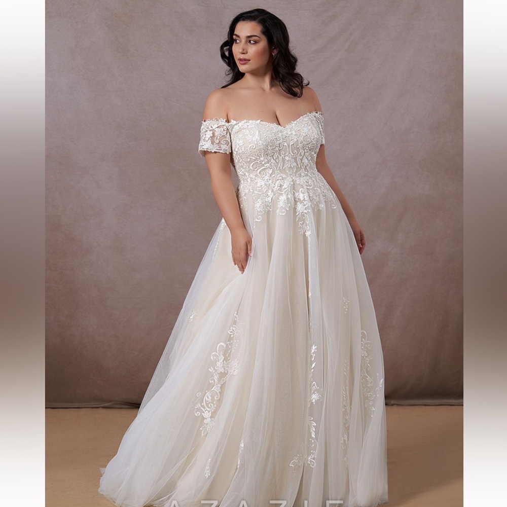 Azazie Rowe NWT wedding dress size 18